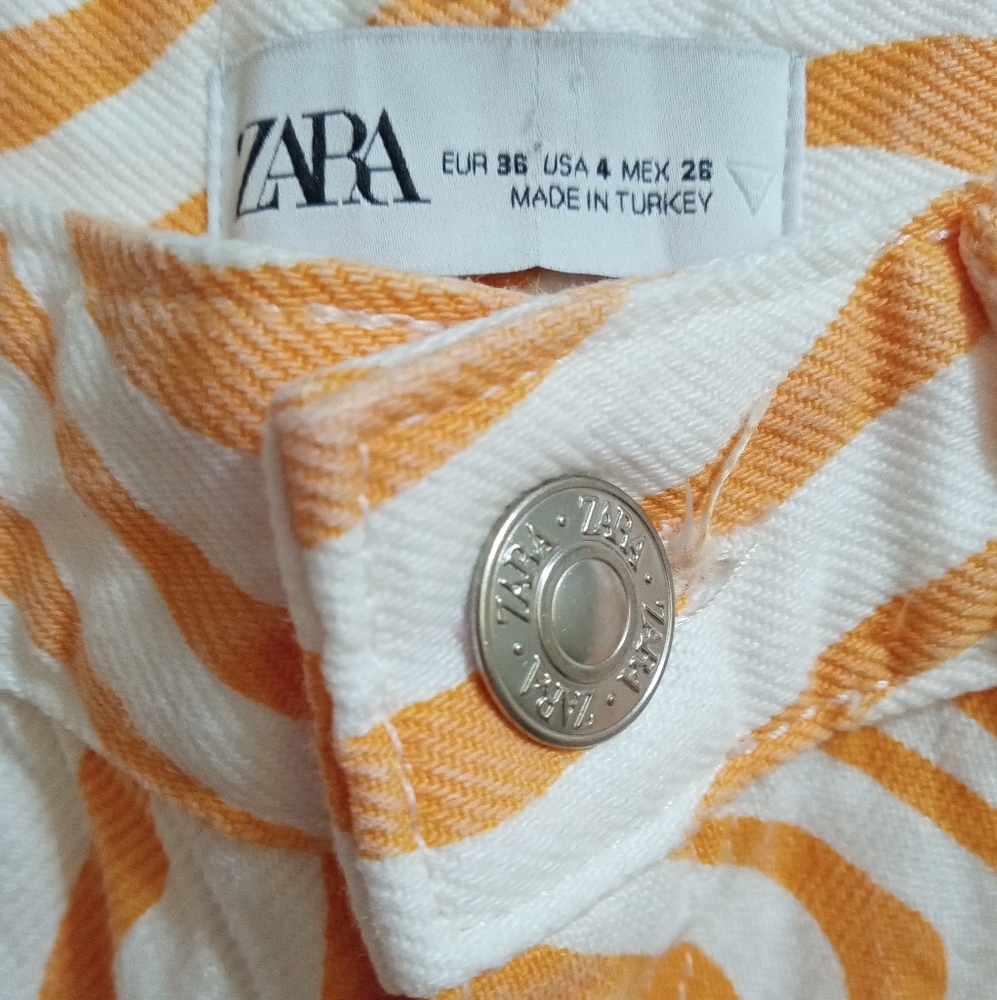ZARA wide leg jeans
